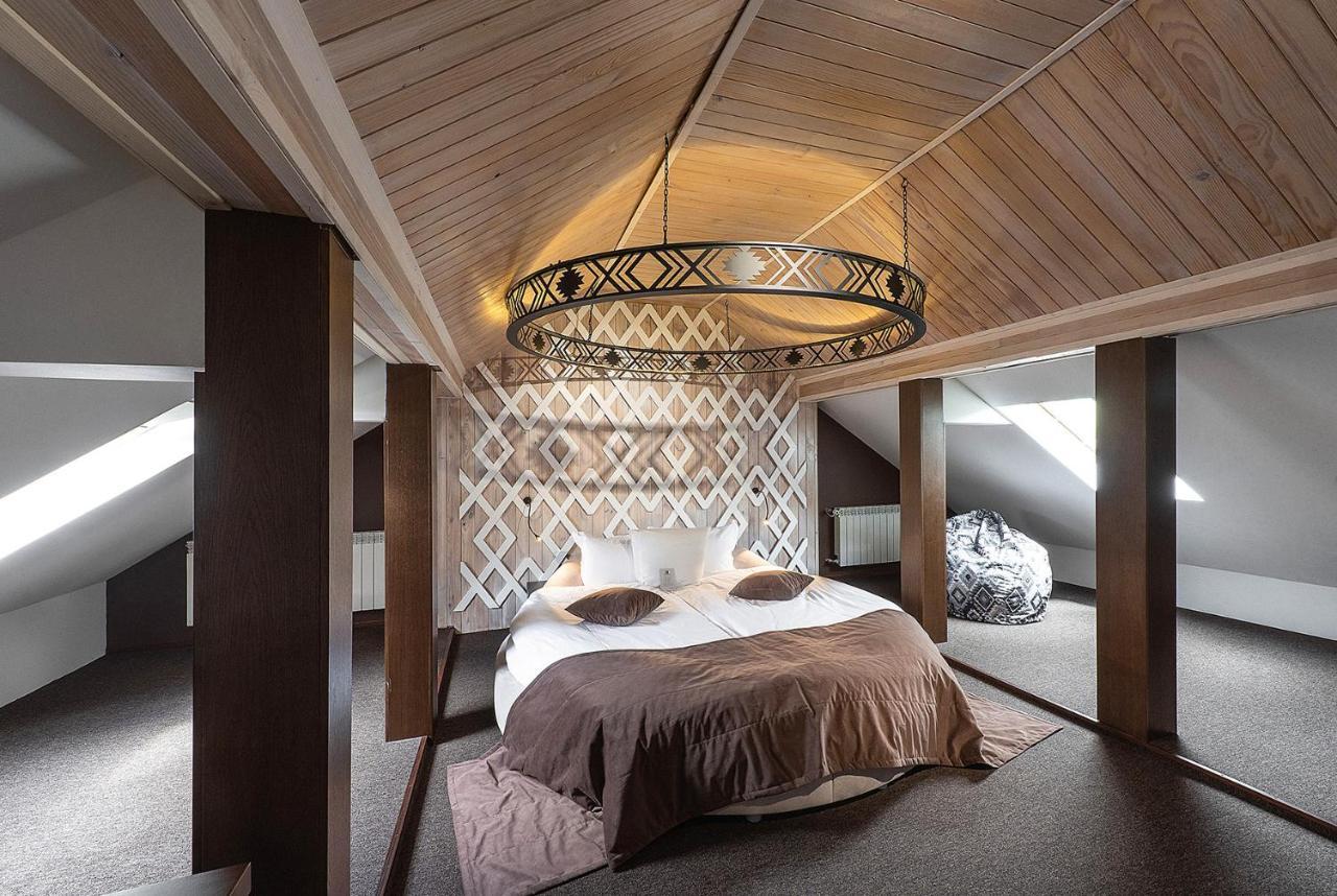 Stara Pravda Hotel 布克维 外观 照片
